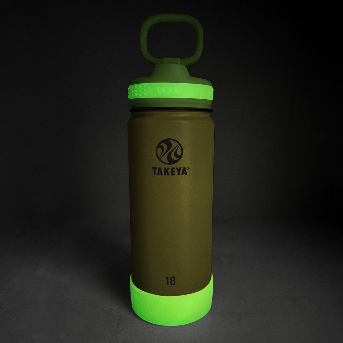 actives-kids-glow-in-the-dark-water-bottle-with-straw-lid-p6 51075-Actives-Kids-Straw-18-GID-LightningGreen-dark-V2.png