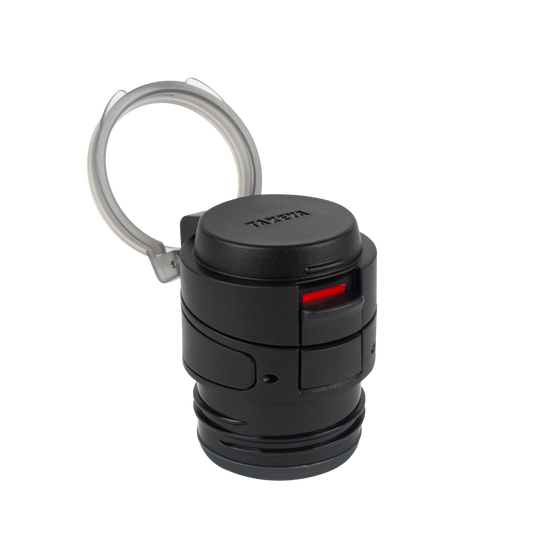 traveler-fliplocktm-lid-c4 96076-R-TravelerLid-FrontAngleTop-Onyx.png